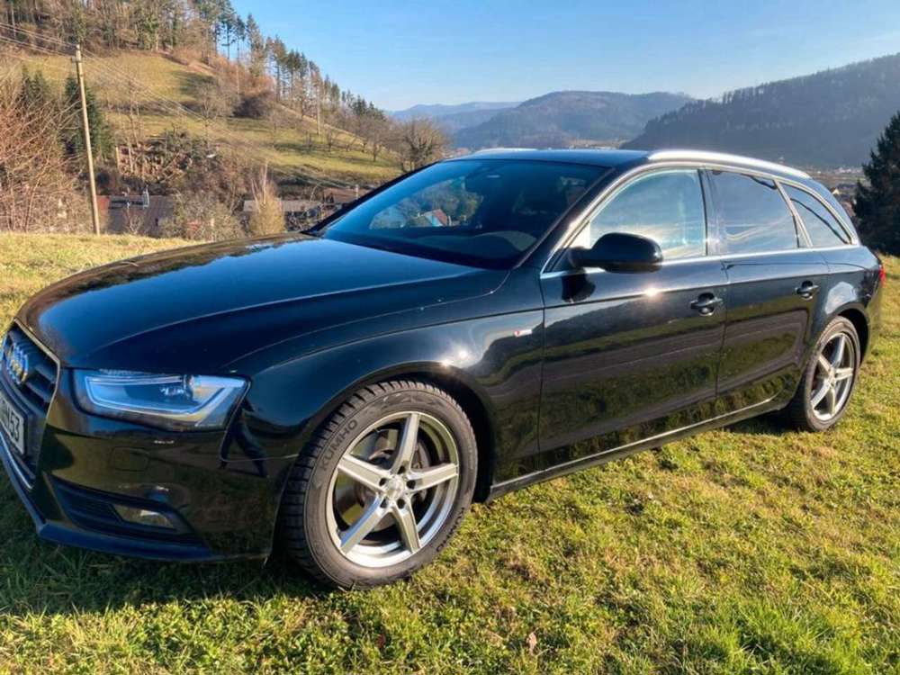 Audi A4 A4 Avant 3.0 TDI DPF quattro S tronic S line Sport