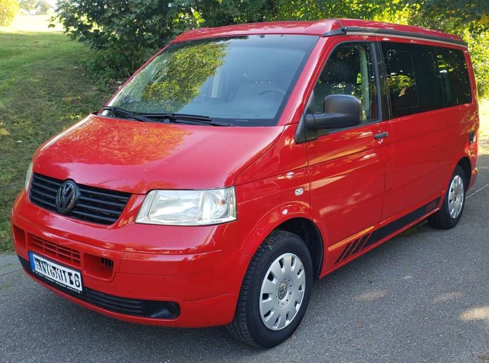 Volkswagen T5 California Ocean Ausstattung mit hydraulischem Hubdach