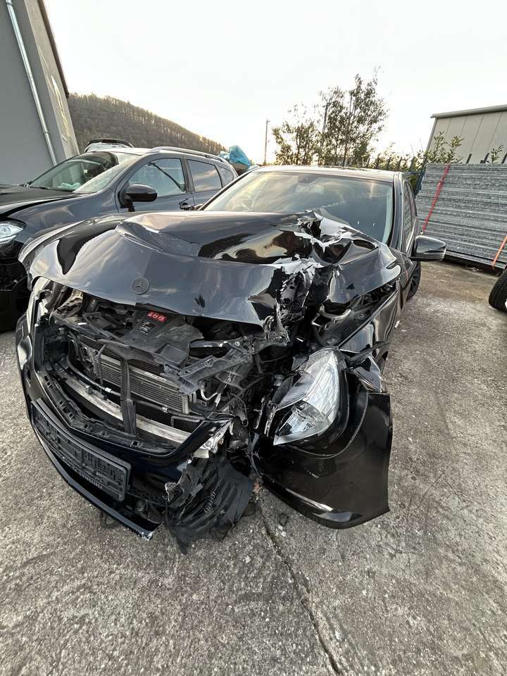 Mercedes-Benz E 350 CDI DPF BlueEFFICIENCY 7G-TRONIC Avantgarde