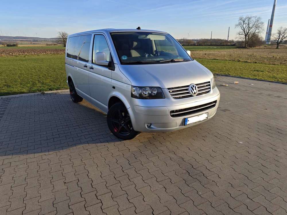 Volkswagen T5 Caravelle