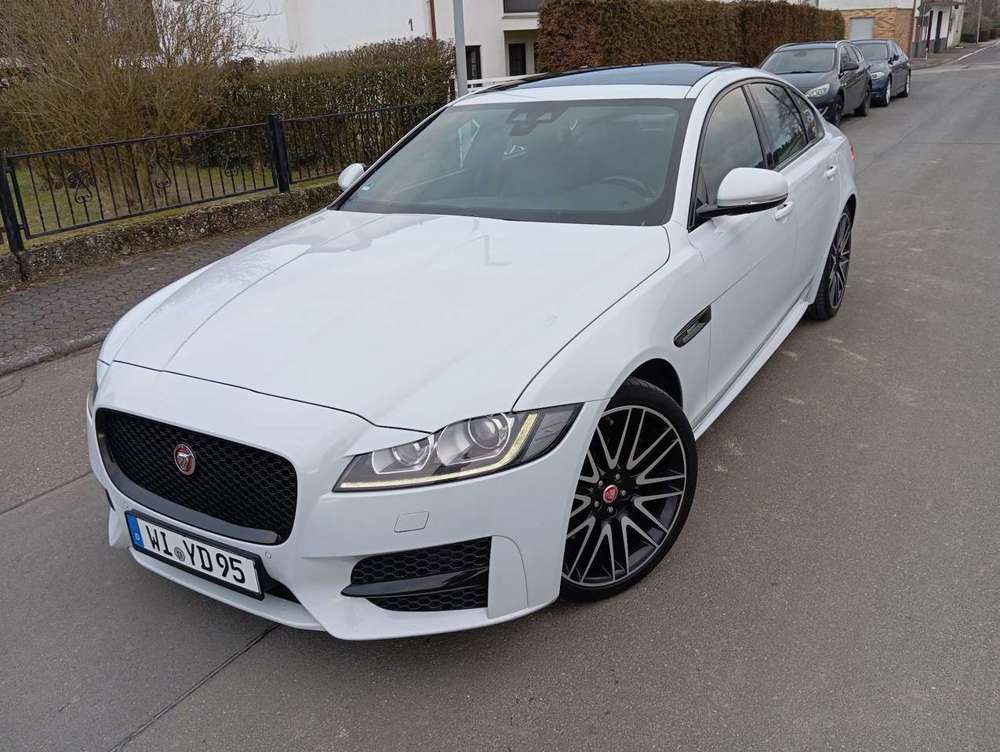 Jaguar XF R-Sport