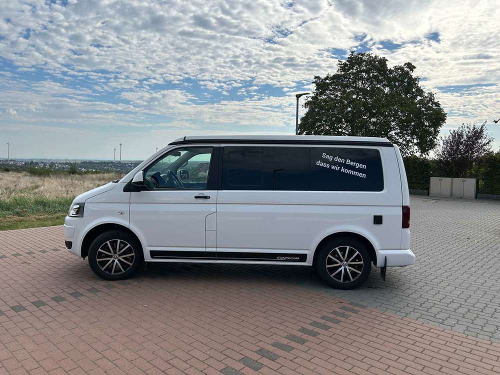 Volkswagen T5 California Beach