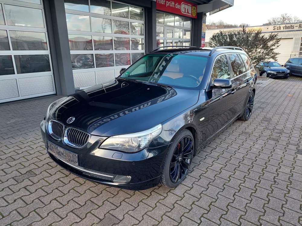 BMW 523 *Touring*Automatik*Leder*Navi*PDC*Xenon*