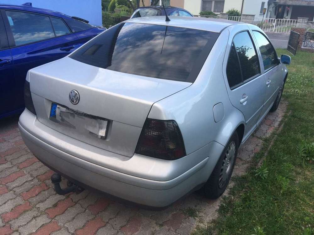 Volkswagen Bora 2.3 V5 Trendline