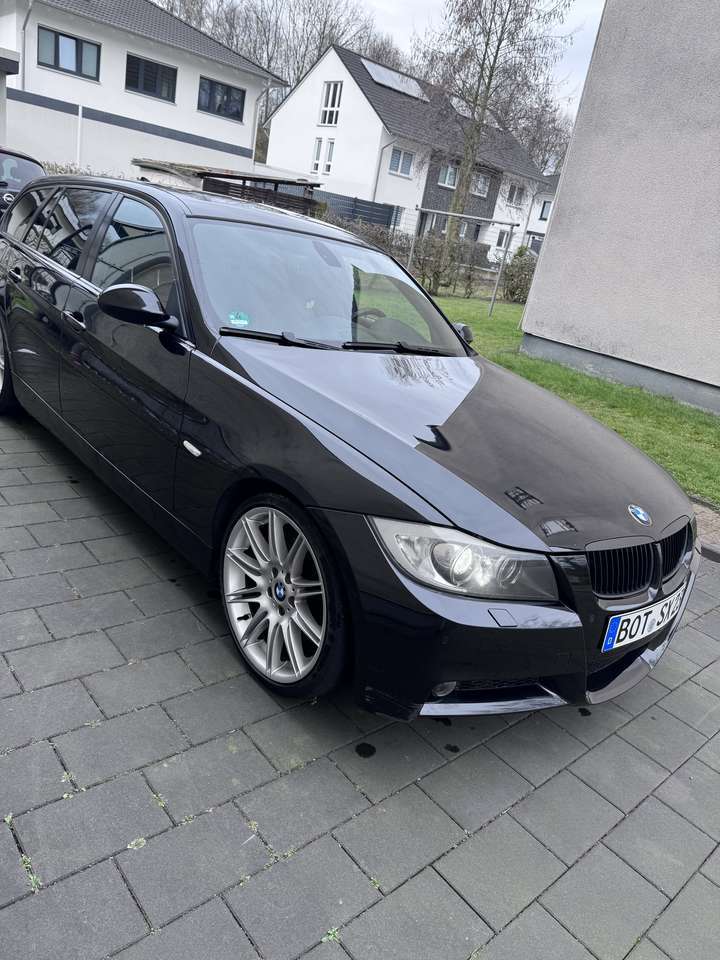 BMW 320 320d DPF Touring Aut. Edition Fleet