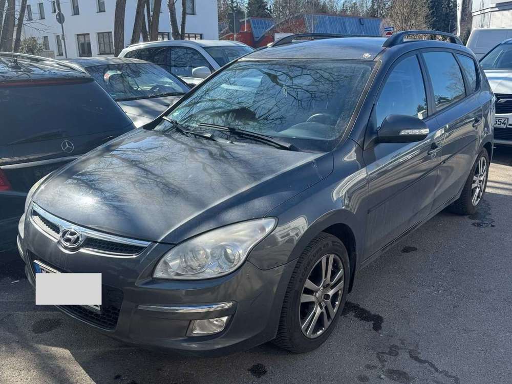 Hyundai i30 i30cw 1.6 blue Style