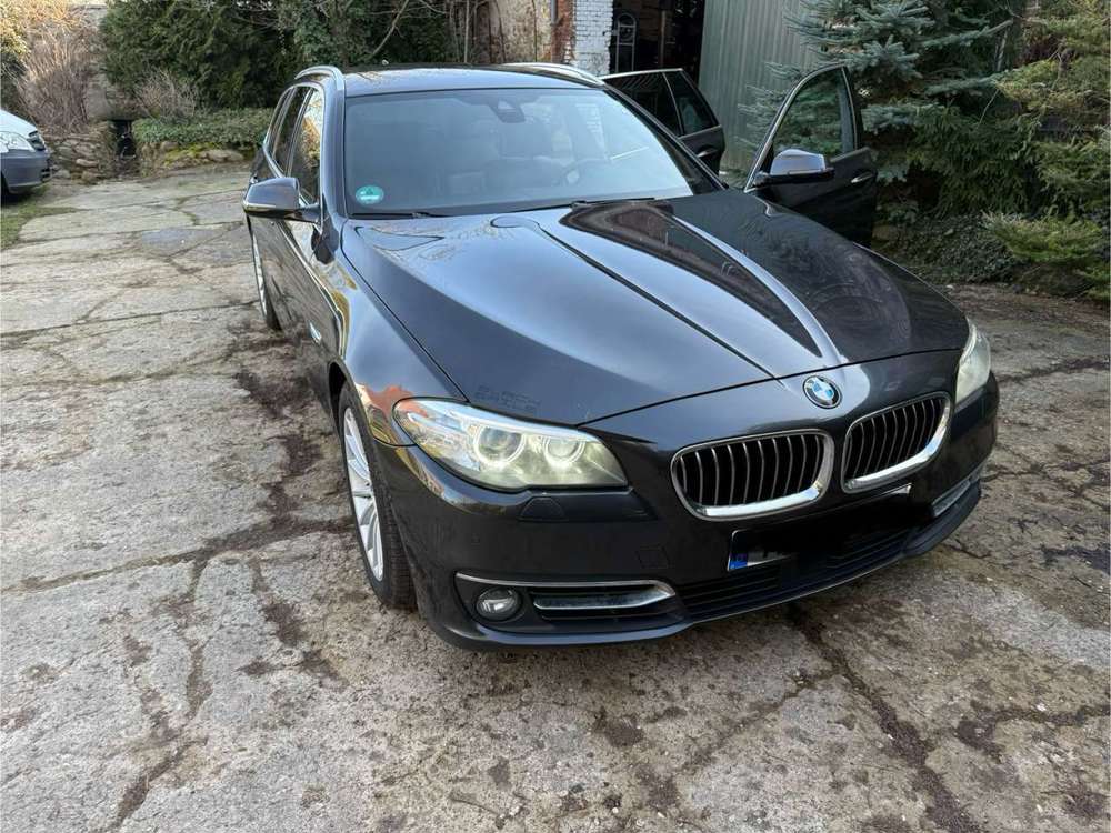 BMW 530 530d Touring Aut. Luxury Line
