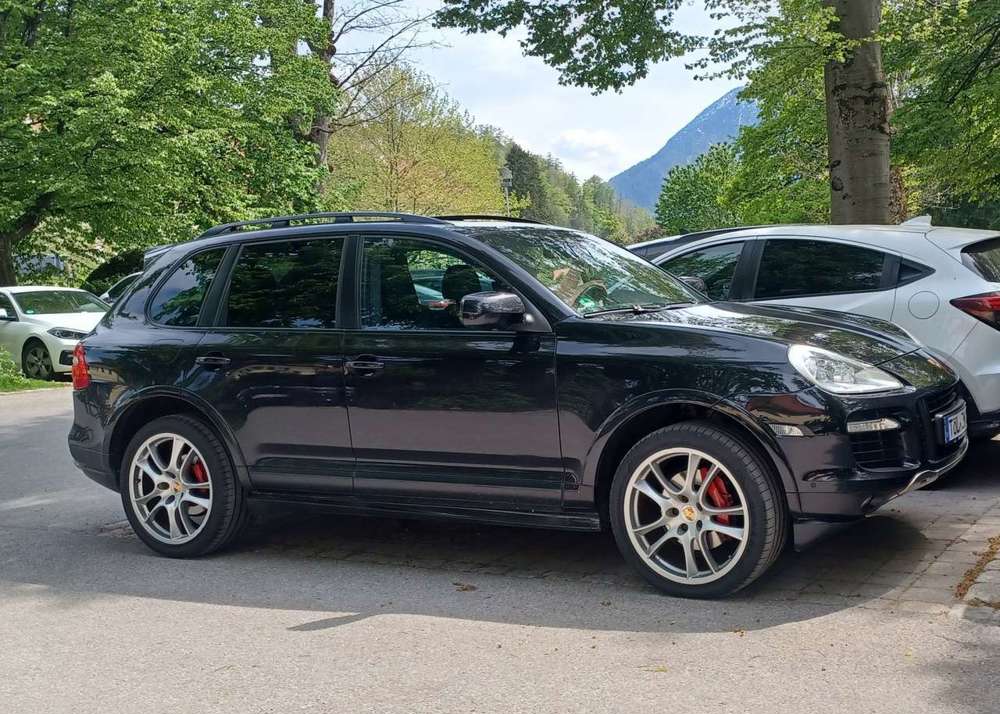 Porsche Cayenne GTS