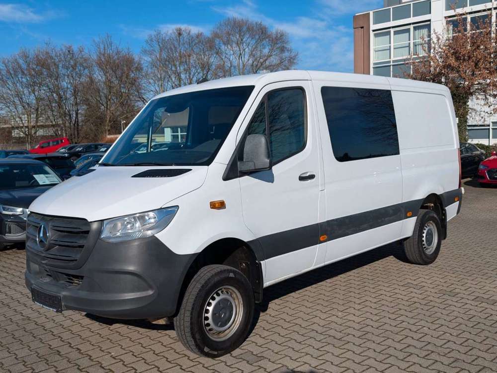 Mercedes-Benz Sprinter Sprinter 4x4 5-Sitzer AHK Navi Standhzg