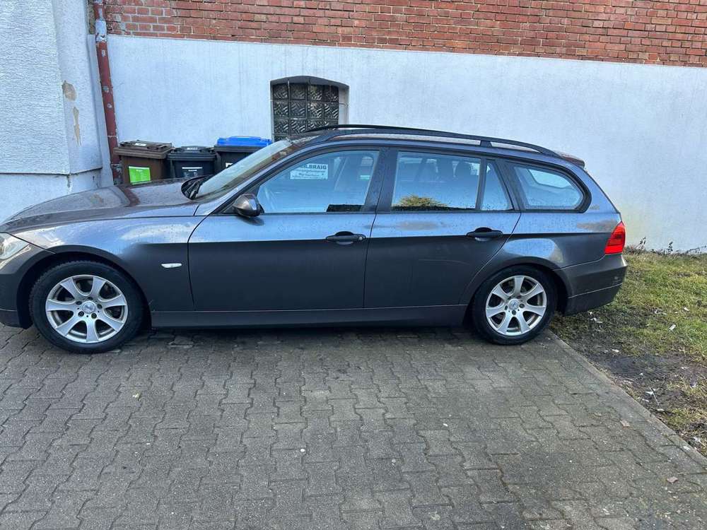 BMW 320 320d DPF Touring