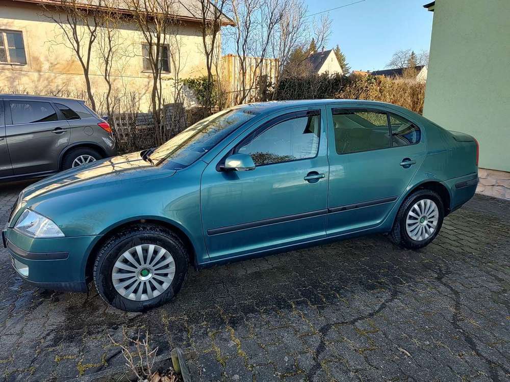 Skoda Octavia 1.6 Ambiente