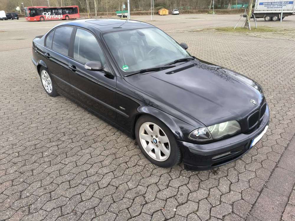 BMW 328 328i