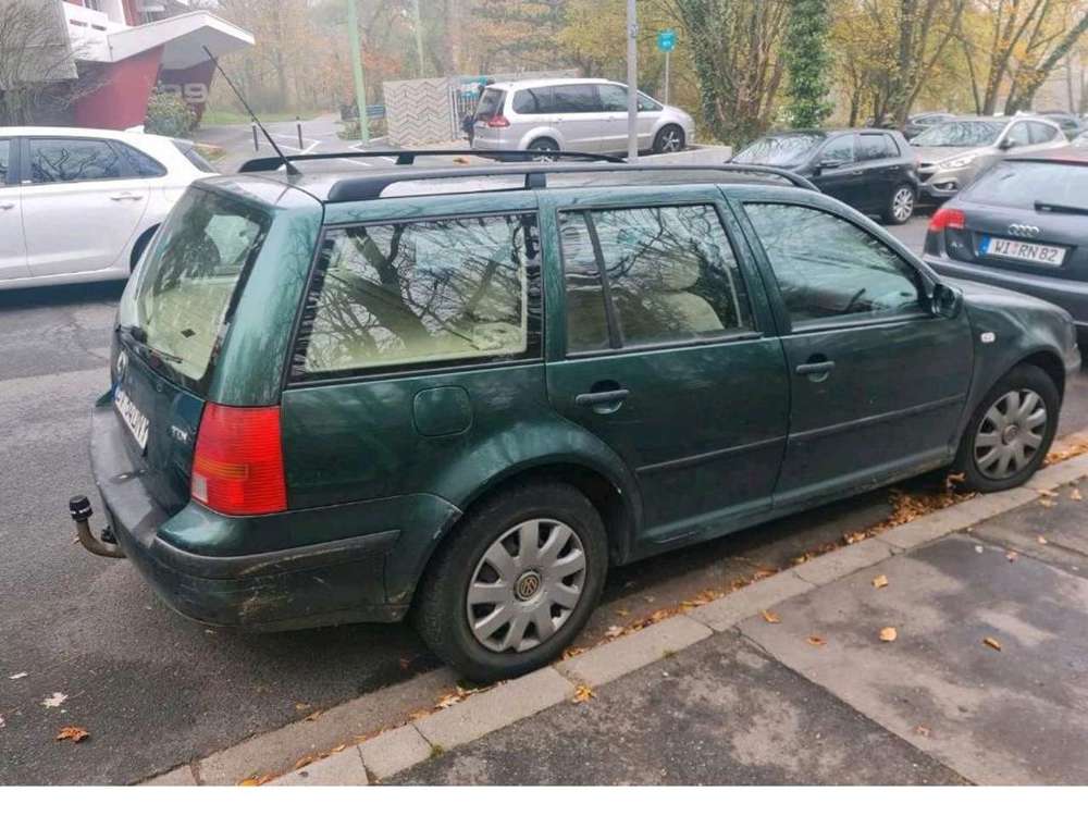 Volkswagen Touran Touran 2.0 TDI DPF R-Line Edition