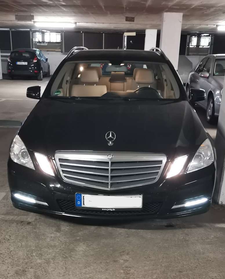 Mercedes-Benz E 250 E-Klasse T-Modell Diesel T CDI DPF BlueEFFICIENCY