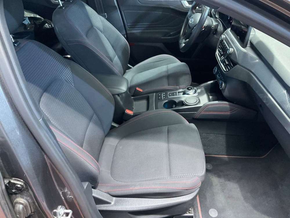 Ford Focus Focus+Turnier+1.0+EcoBoost+Start-Stopp-System+Aut.