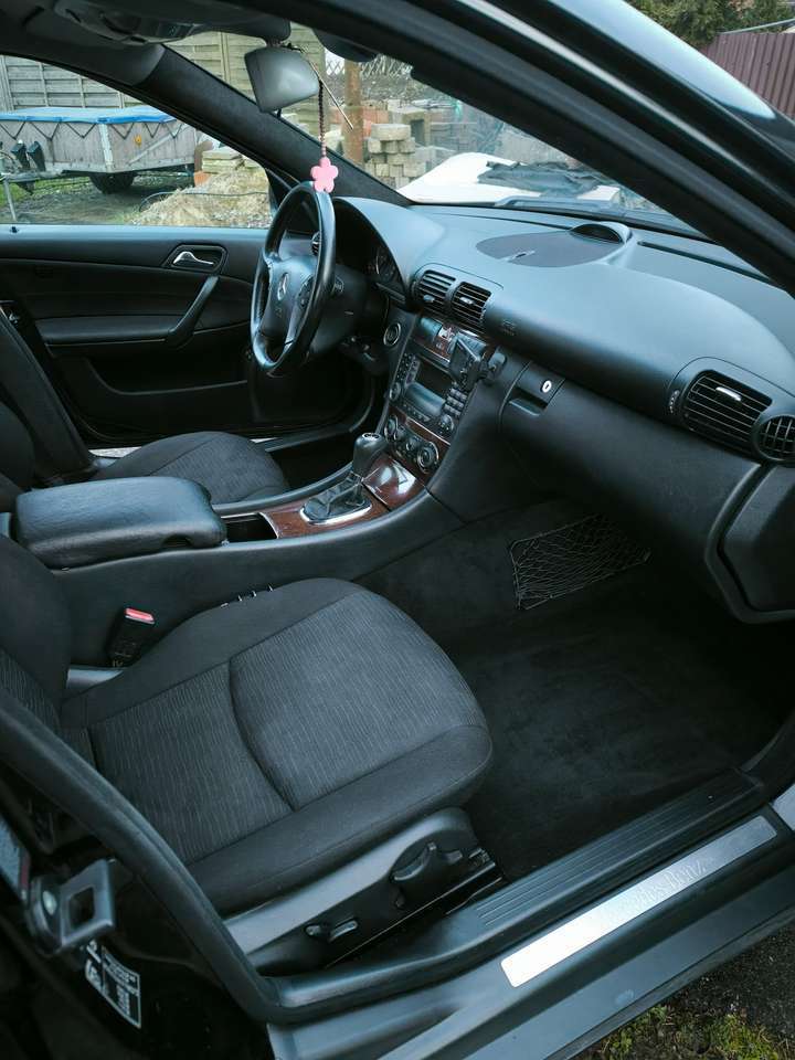 Mercedes-Benz C 180 C 180 T Kompressor Automatik Elegance Sport Editio