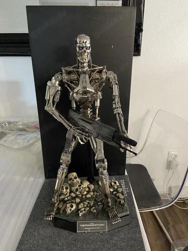 Hot Toys QS002 1 4 Quarter Scale Terminator T-800 Endoskeleton Special Edition
