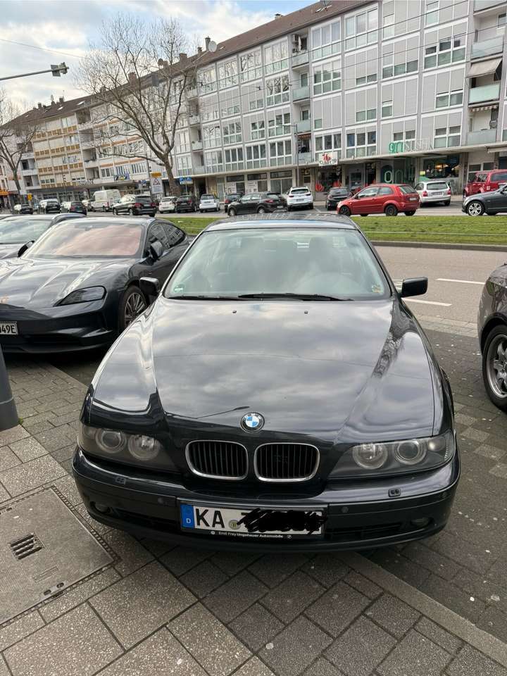 BMW 520 520i