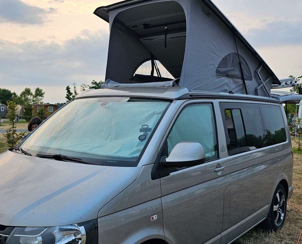 Volkswagen T5 California Beach