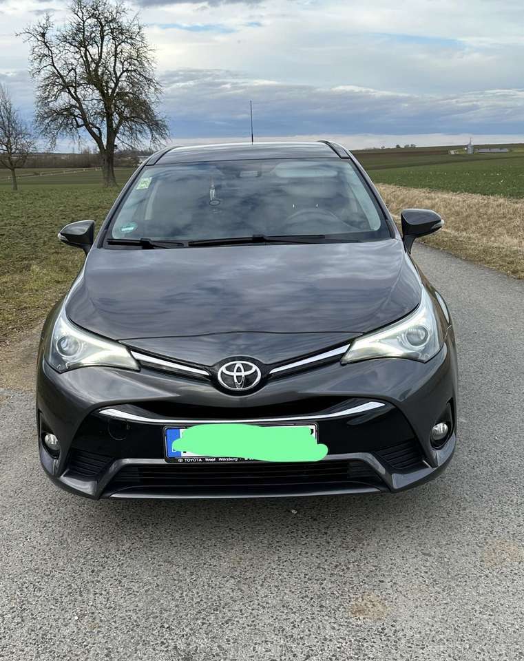 Toyota Avensis Edition-S