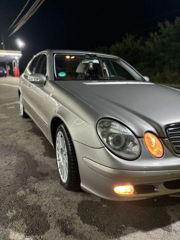 Mercedes-Benz E 200 Kompressor Classic