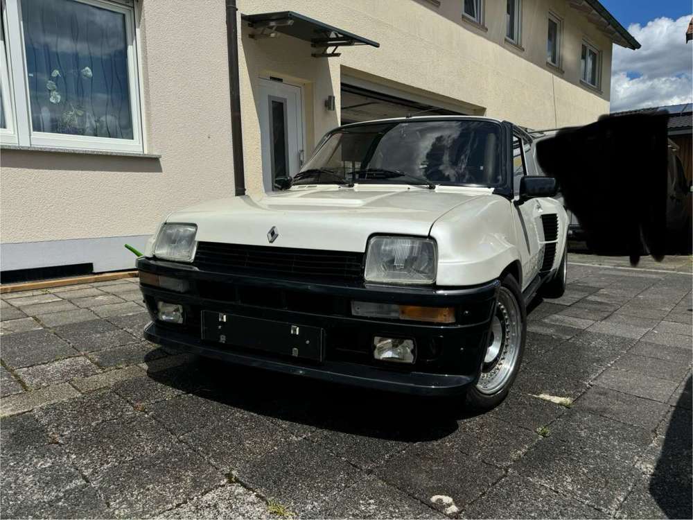 Renault R 5