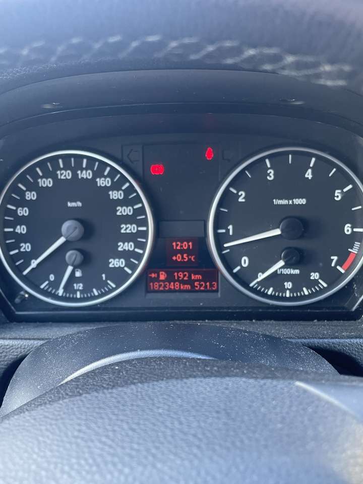 BMW 118 318i