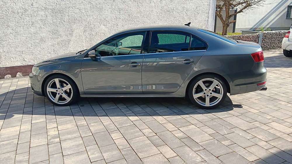 Volkswagen Jetta Highline