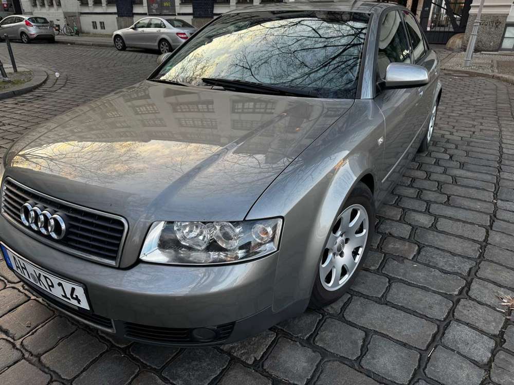 Audi A4 A4 2.0