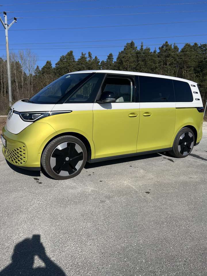 Volkswagen Bus 150 kW Pro