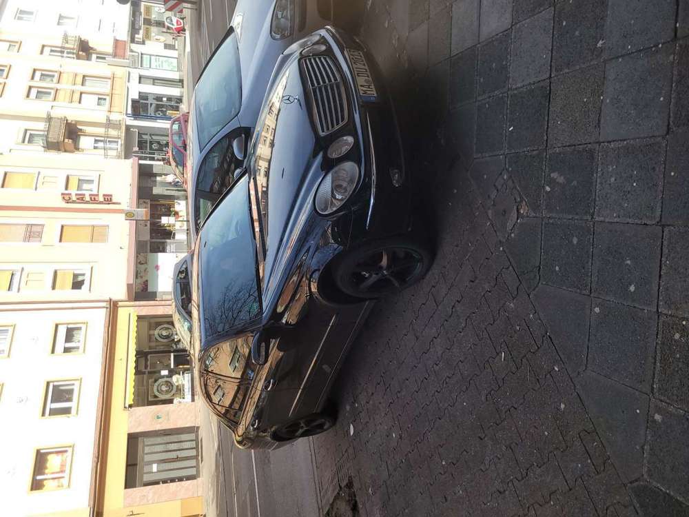 Mercedes-Benz E 320 4Matic Automatik Elegance