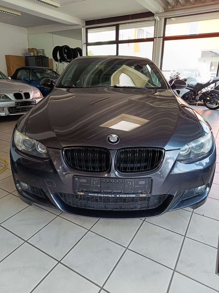 BMW 335 335i Cabrio