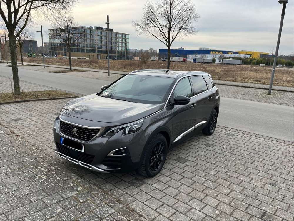 Peugeot 5008