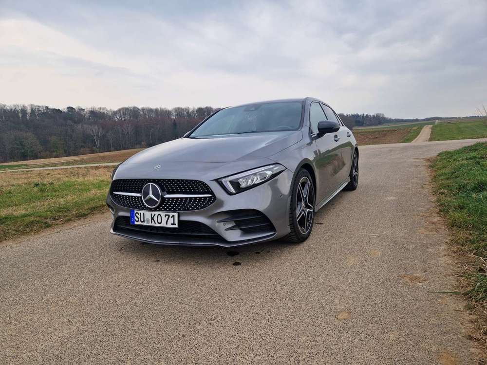 Mercedes-Benz A 200 A 200 7G-DCT AMG Line