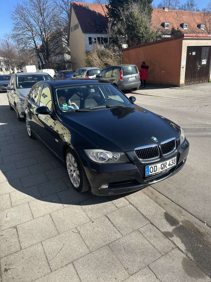 BMW 320 320i