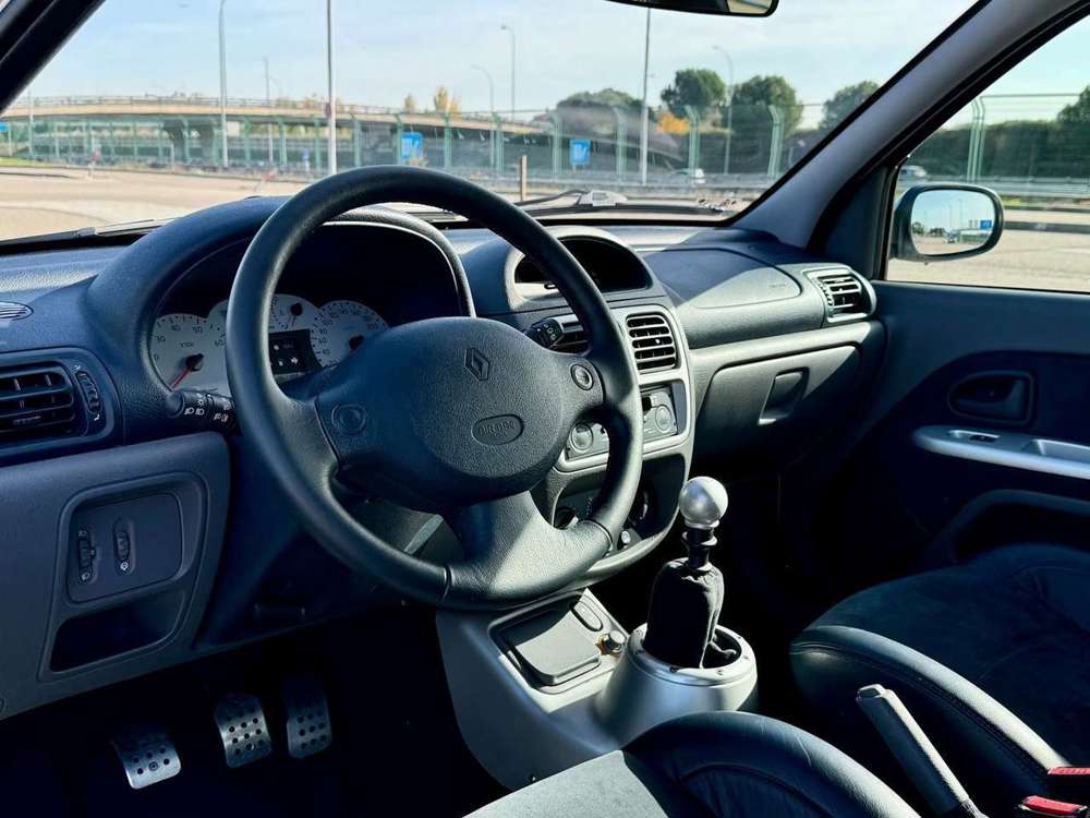 Renault Clio Clio V6 Phase 1
