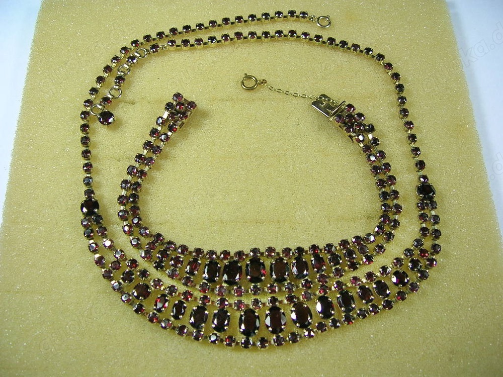 Set: Collier + Armband mit Granat 250   6K Norm-Gold