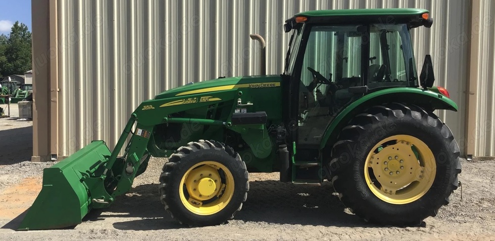 John Deere 5085E John Deere 5085E