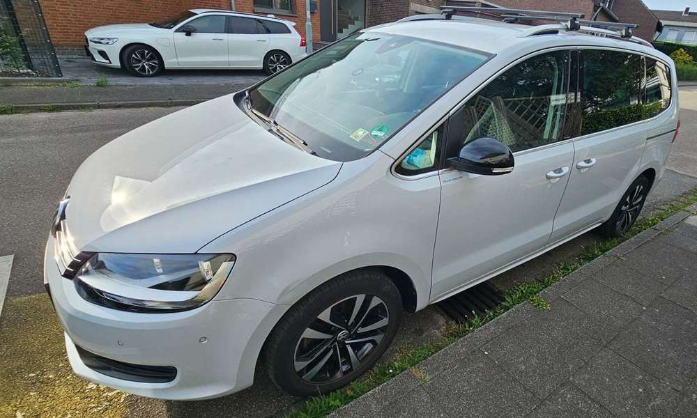 Volkswagen Sharan Sharan+2.0+TDI+IQ.DRIVE 7 Sitzer Standheizung