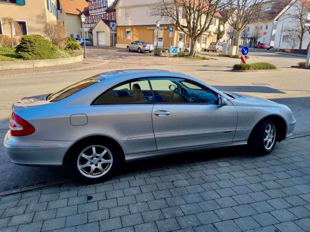 Mercedes-Benz CLK 200 Coupe Kompressor Elegance