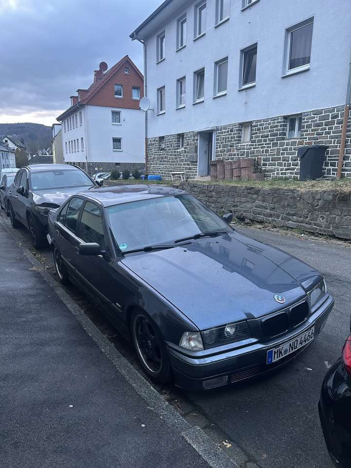 BMW 328 328i Exclusiv Edition top Ausstattung, Tüv neu 27