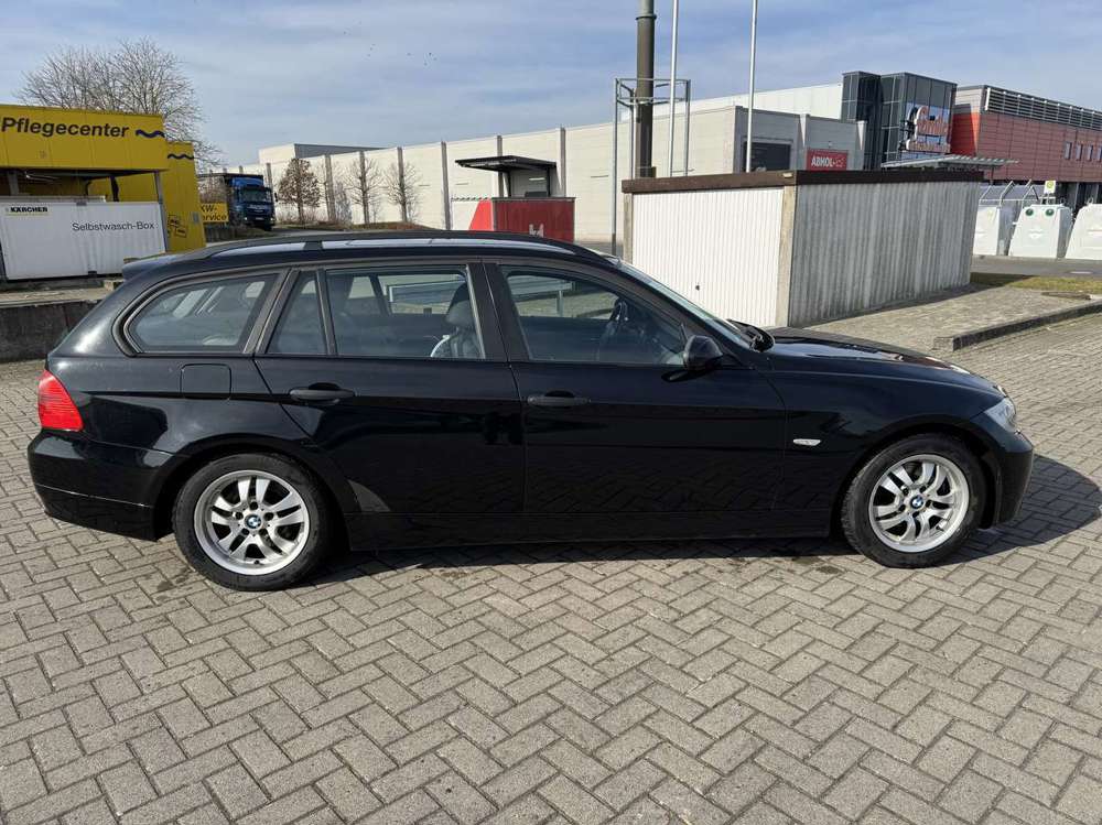 BMW 318 318i Touring