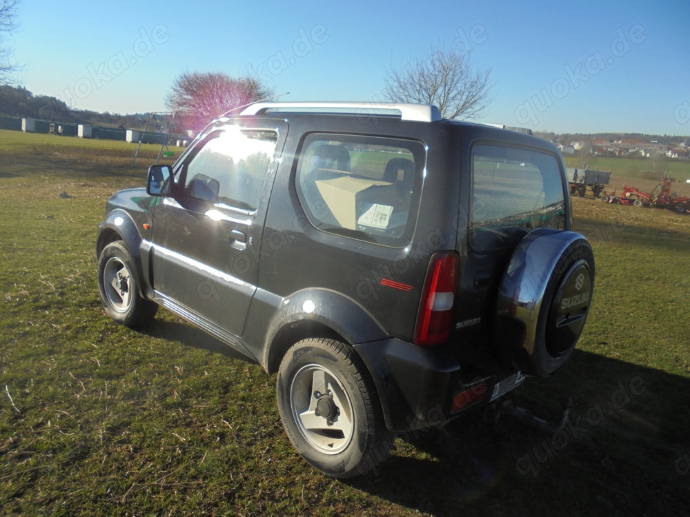 Suzuki Jimmy Benzin 3 Türen 4x4 Allrad Bj 7 2003 Km 86,000 TÜV 8 26