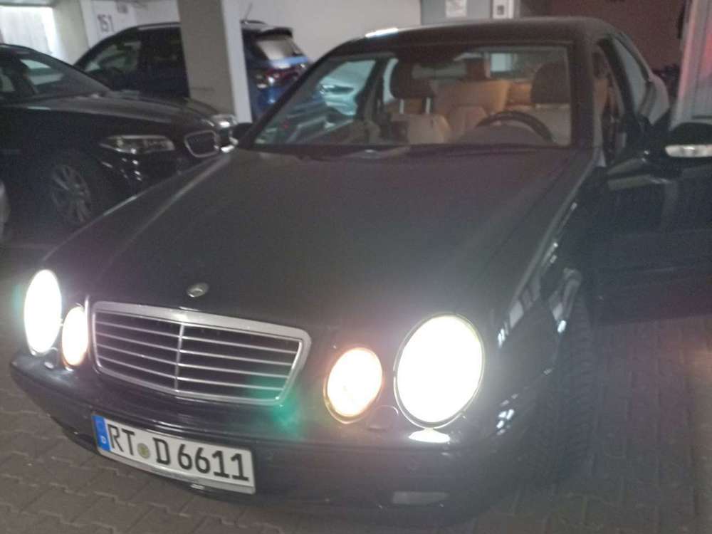 Mercedes-Benz CLK 230 Avantgarde