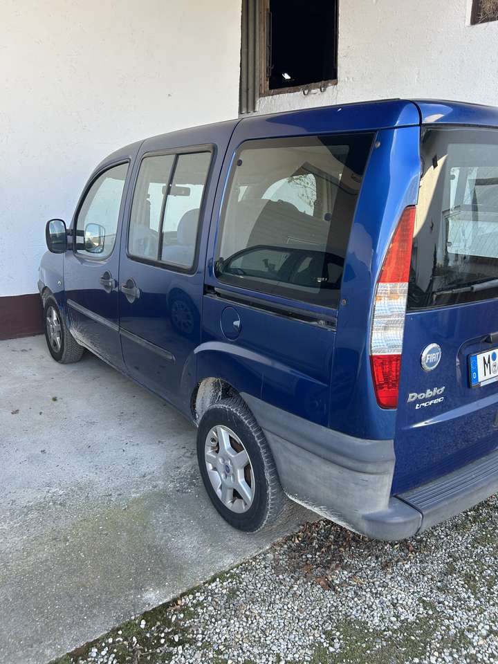 Fiat Doblo 1.6 16V Trofeo