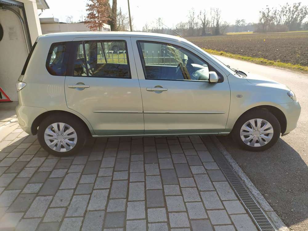 Mazda 2 2+1.6l+Top