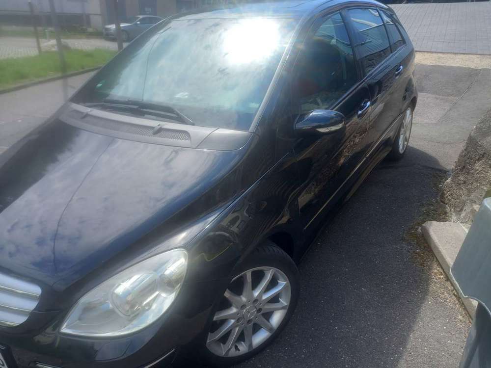 Mercedes-Benz B 200 B 200 Turbo