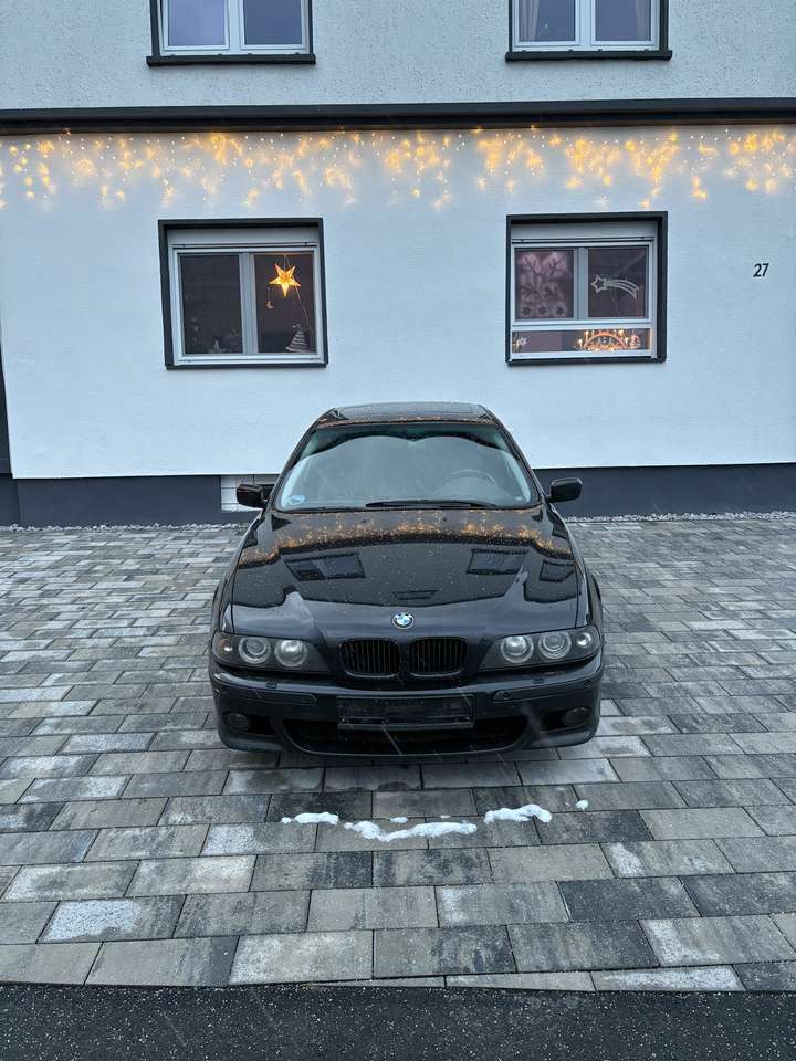 BMW 523 523i