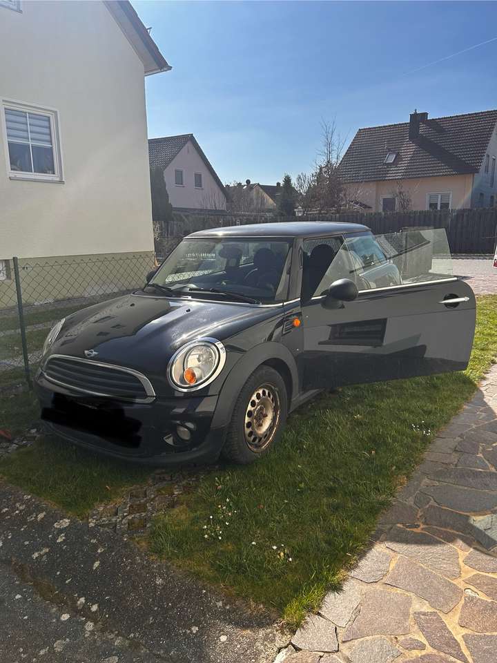 MINI One One