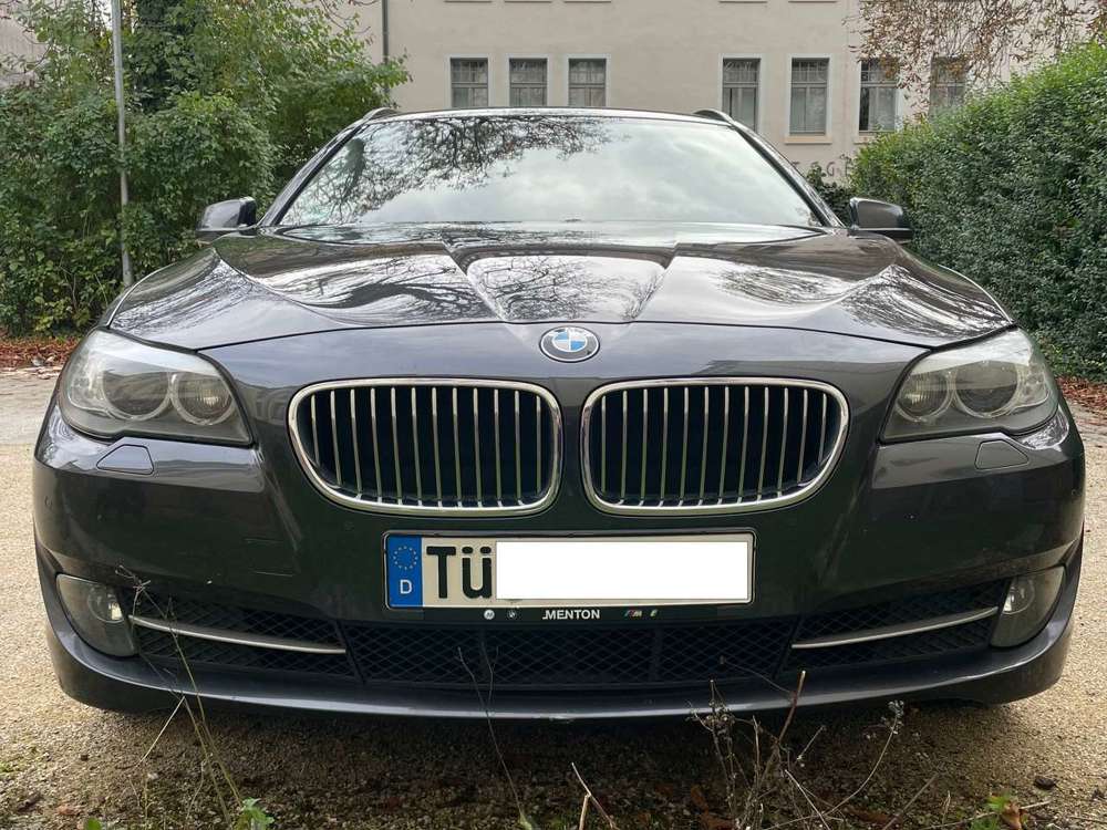 BMW 530 530d xDrive Touring Aut. NaviPro Pano HuD AHK Ente